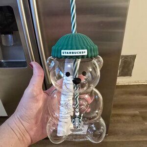 **VIRAL 2025 STARBUCKS HOLIDAY BEARISTA GLASS COLD CUP 20 OZ LIMITED EDITION**